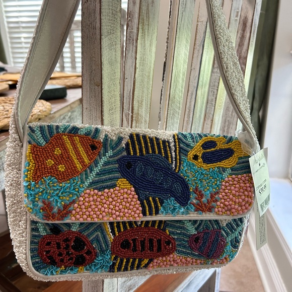 Viral beaded fish handbag - Picture 3 of 4